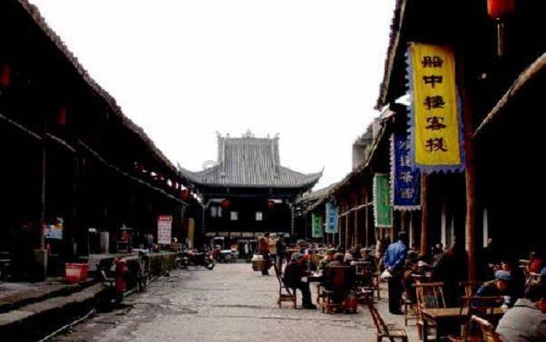 努力跳跃